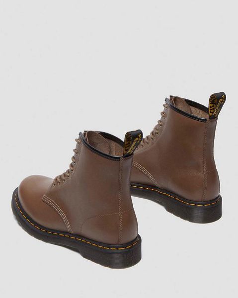 Dr Martens 1460 Artimus Leather Men Lace Up Boots Khaki | USA-198726