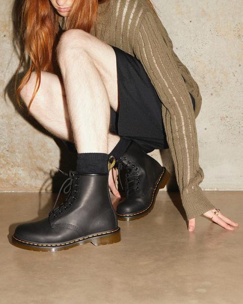 Dr Martens 1460 Greasy Leather Women Lace Up Boots Black | USA-619578