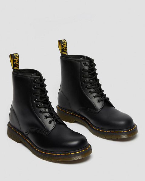 Dr Martens 1460 Smooth Leather Men Lace Up Boots Black | USA-816932