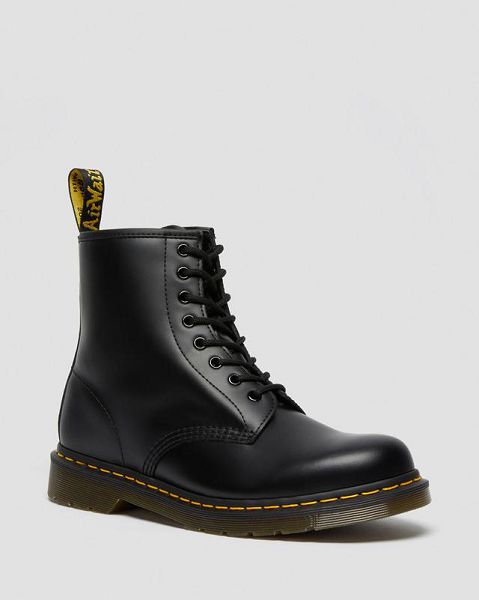 Dr Martens 1460 Smooth Leather Women Lace Up Boots Black | USA-682901