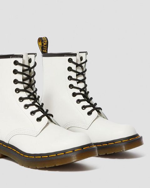 Dr Martens 1460 Smooth Leather Women Lace Up Boots White | USA-347682