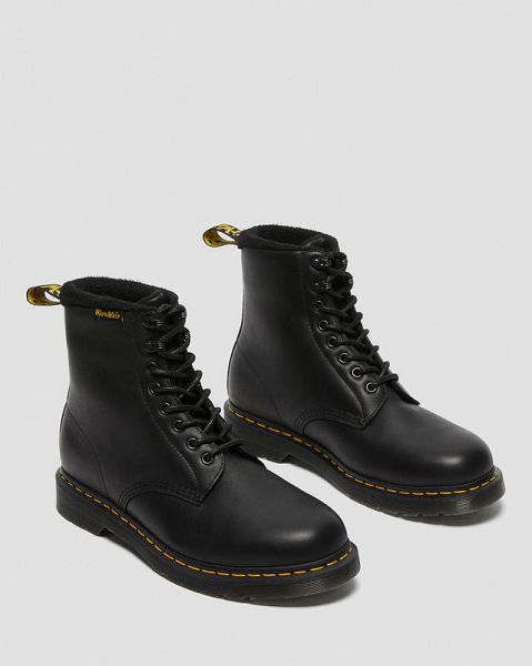 Dr Martens 1460 Warmwair Leather Men Lace Up Boots Black | USA-921053