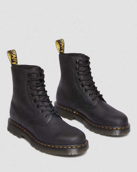 Dr Martens 1460 Wintergrip Outlaw Leather Women Lace Up Boots Black | USA-842576